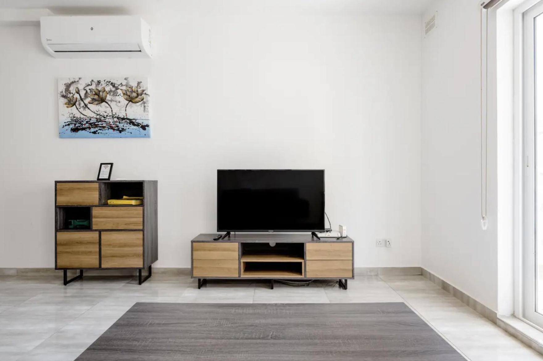 F12 Room 2, Private Room Two Single Beds Privated Bathroom In Shared Flat Msida Kültér fotó